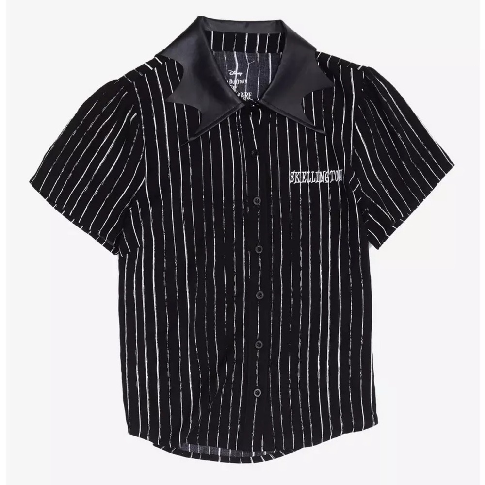 The Nightmare Before Christmas Jack Bat Pinstripe
Girls Button-Up